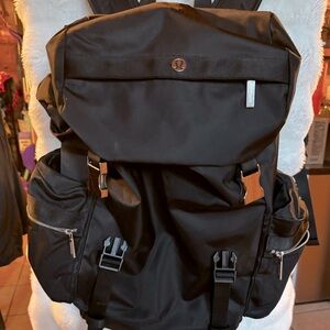 Lululemon wunderlust 25l